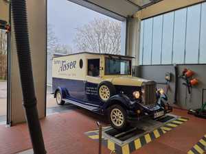 Unser Historischer Lieferwagen wird restauriert